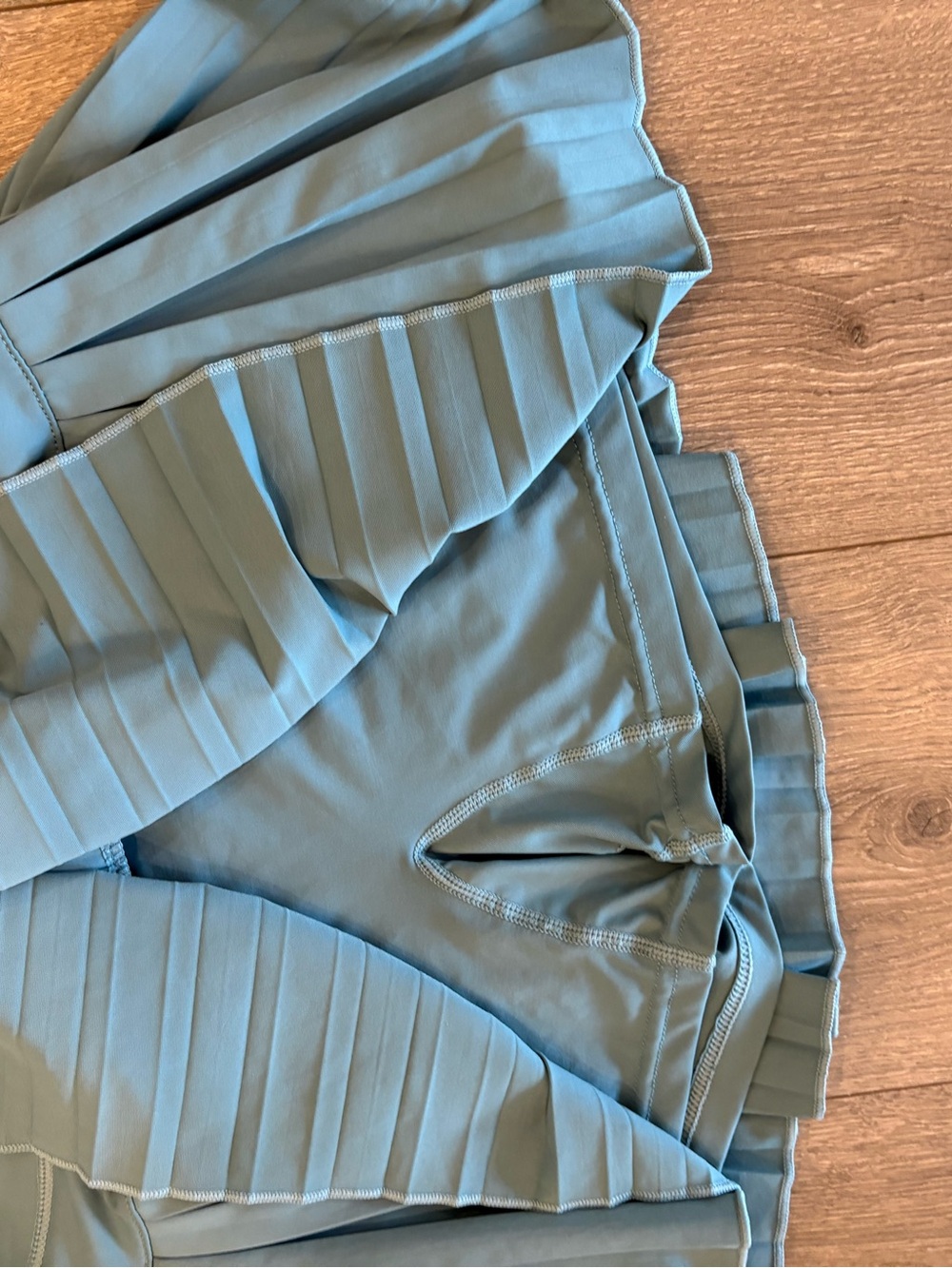 Goldhinge Pleated Athletic Mini Skirt with Shorts Blue Size M/L - Picture 2 of 4